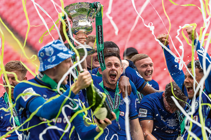Ian Henderson with the trophy
